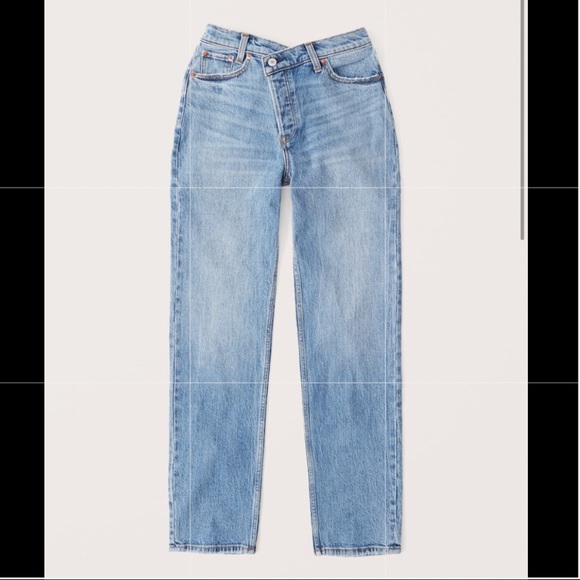 Abercrombie & Fitch Denim - NWT Abercrombie & Fitch Curve Love The Dad High Rise 26/2 Regular